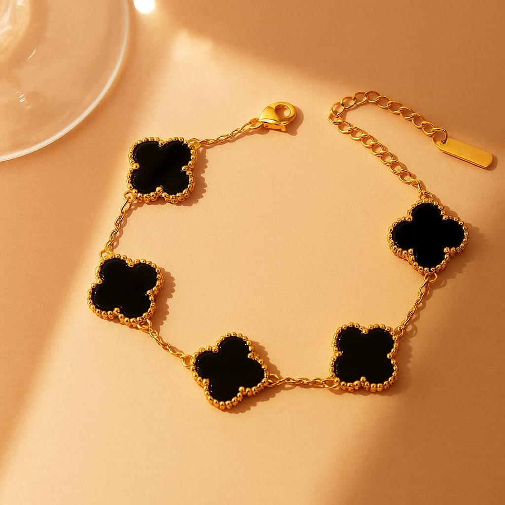 Clove Bracelet Black & Red/ Black/White