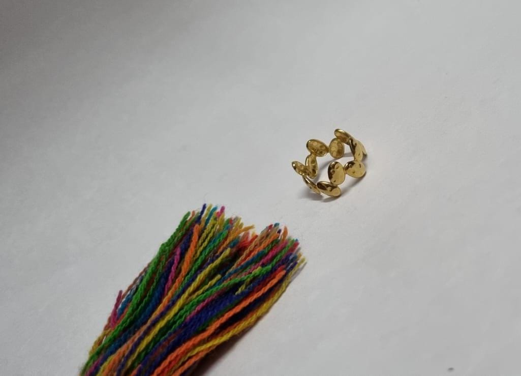 Stone-stick Anti tarnish ring